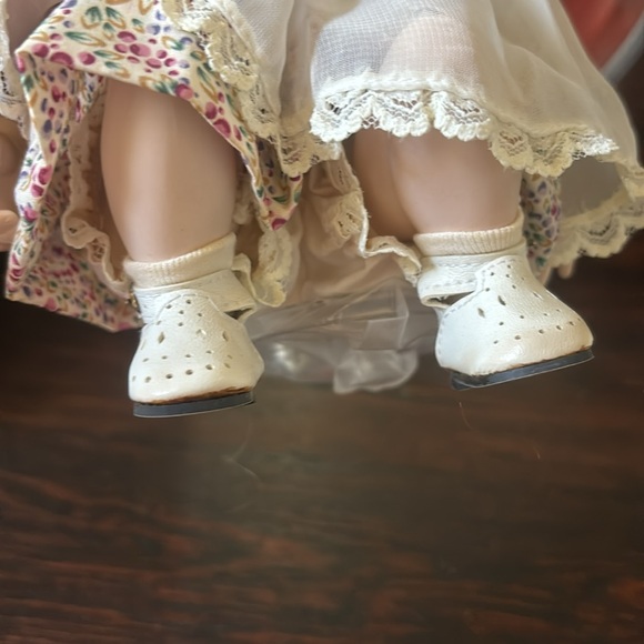 Vintage doll - Picture 3 of 5